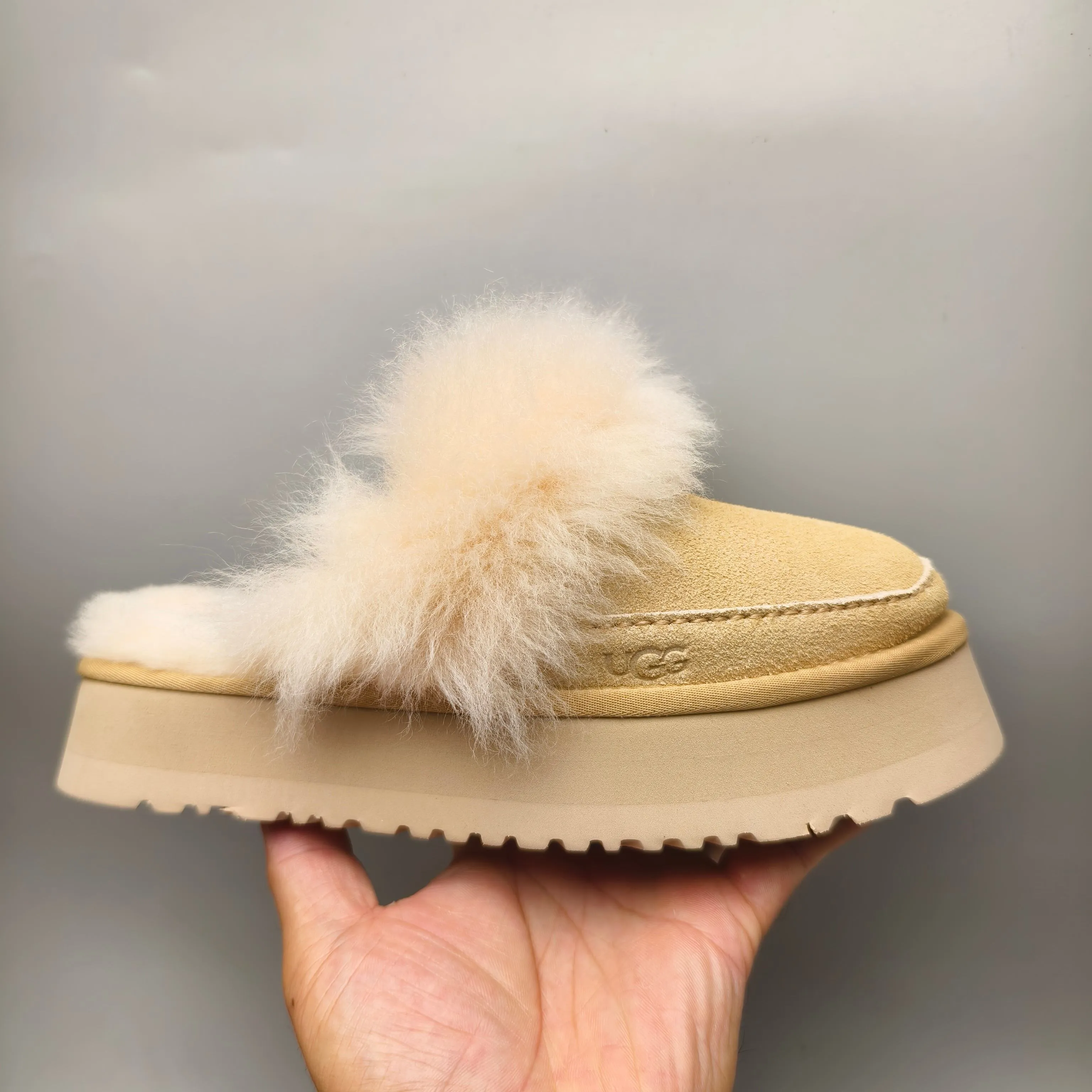 💰520 UGG sheepskin all-in-one snow boots for women 3930 fur top slip-ons Color: sand light blue maroon Size: 35-41